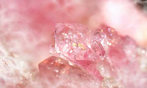 Rose quartz stone